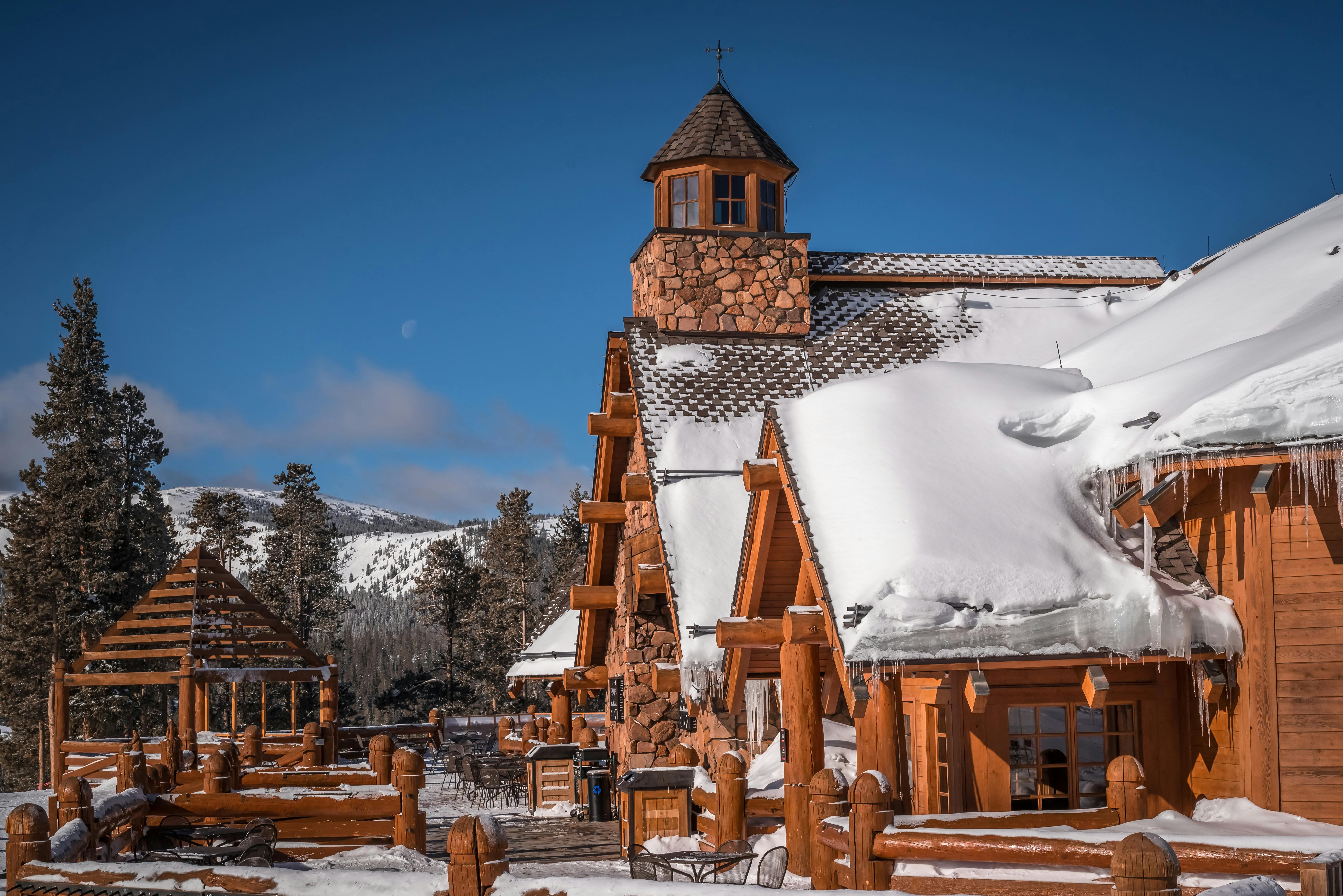 Mountain Lodge in Carnuel, New Mexico
