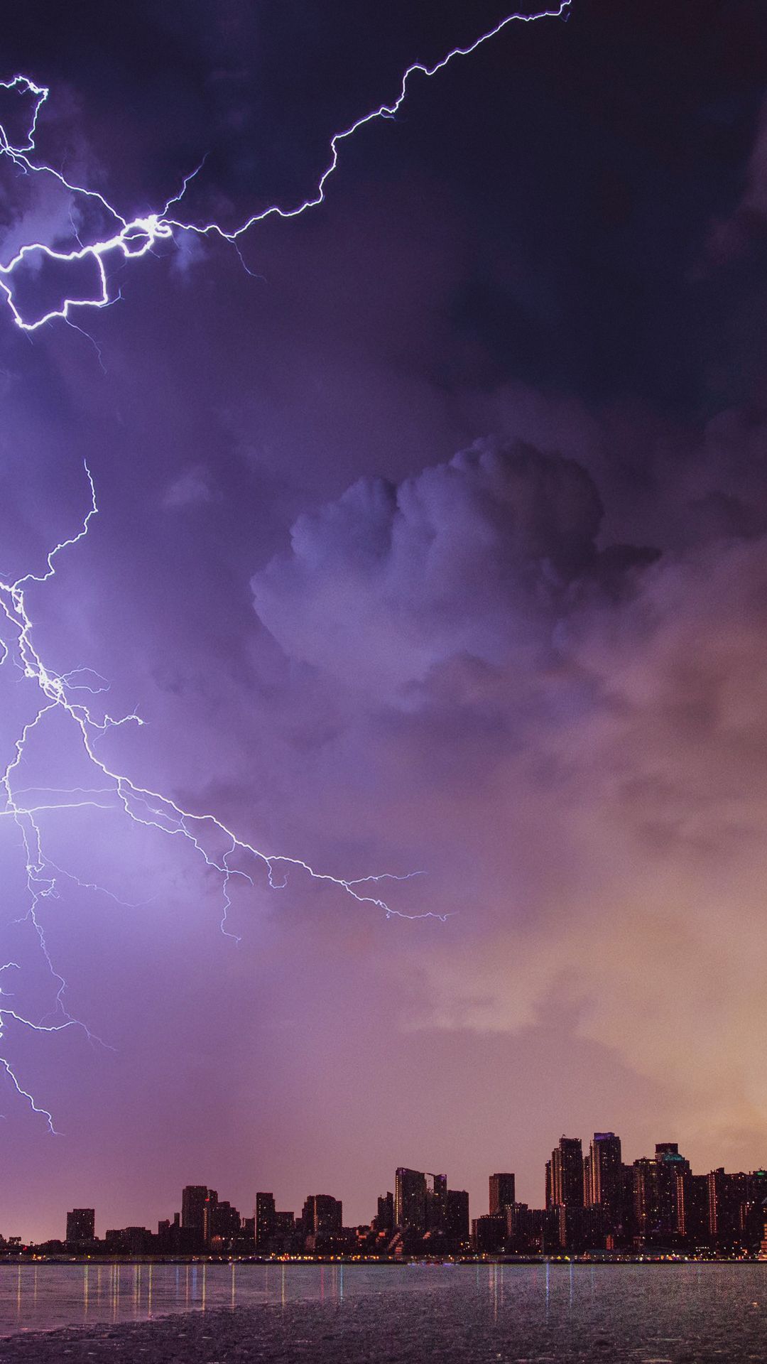 Severe Thunderstorm Watch Issued for Ottawa and the Ottawa Valley