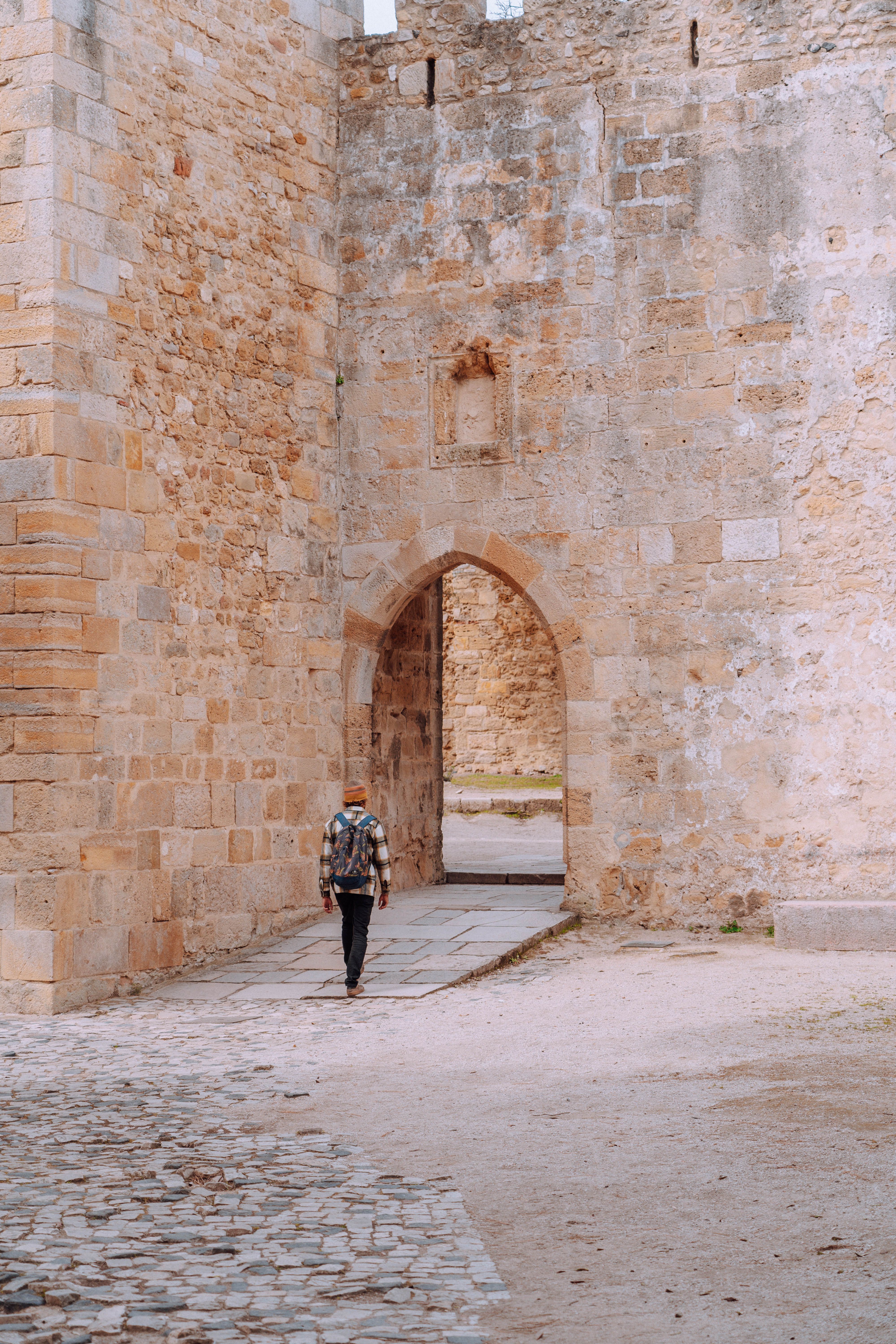LOCALHEFT – Castelo Branco ist kein unbebautes Gelände, das darauf wartet, besetzt zu werden