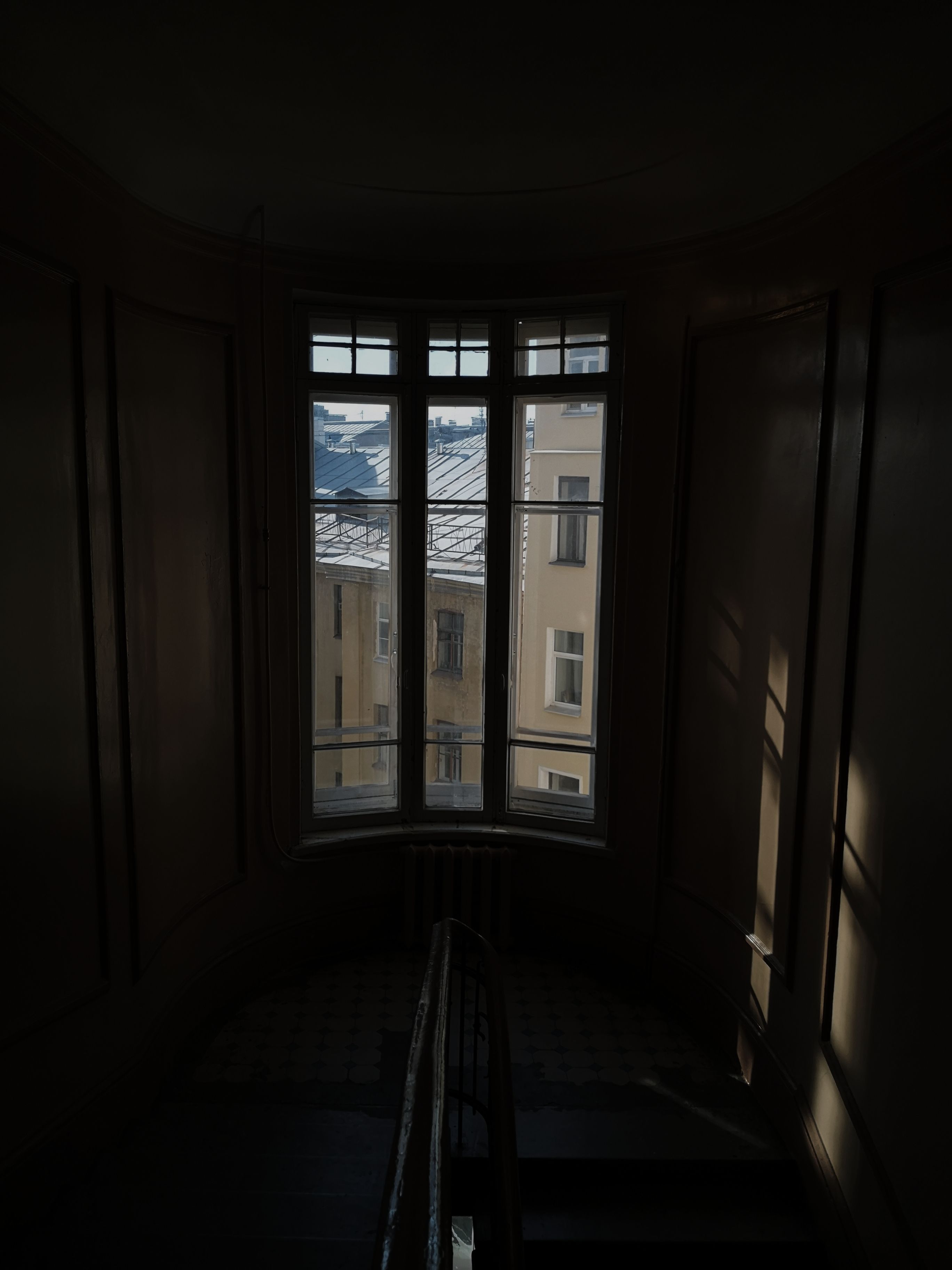 Blue Window with a Sky View · Free Stock Photo