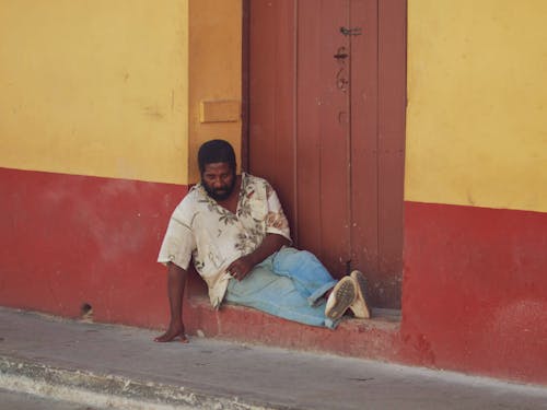 Gratuit Photos gratuites de être assis, homme, homme afro-américain Photos