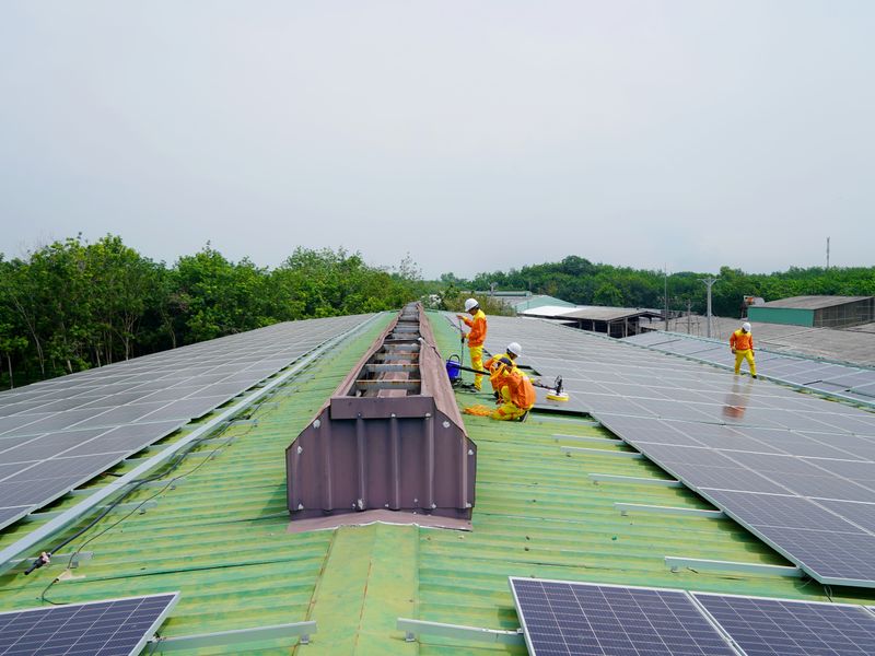 Solar Mounting System: Comparing the Options for Cyprus — illustrasjonsbilde