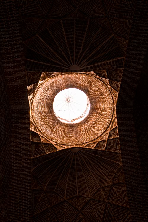 Free Captivating view of the intricate dome at Tabriz Grand Bazaar, showcasing traditional architecture. Stock Photo