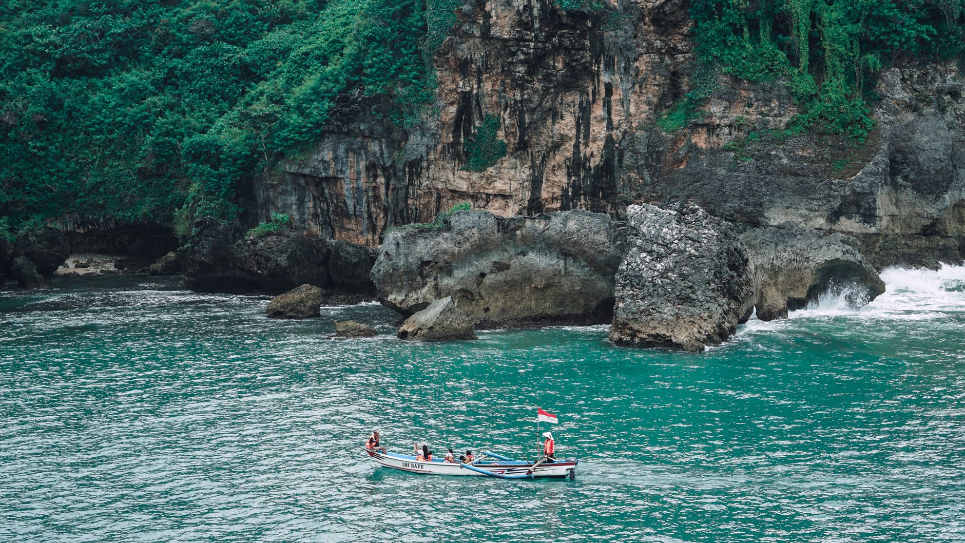 Menjelajahi Keajaiban Goa Pindul Gunungkidul Yogyakarta