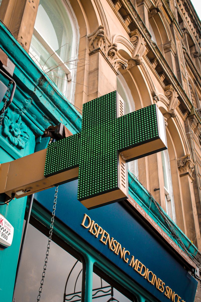 Pharmacies et cabinets médicaux