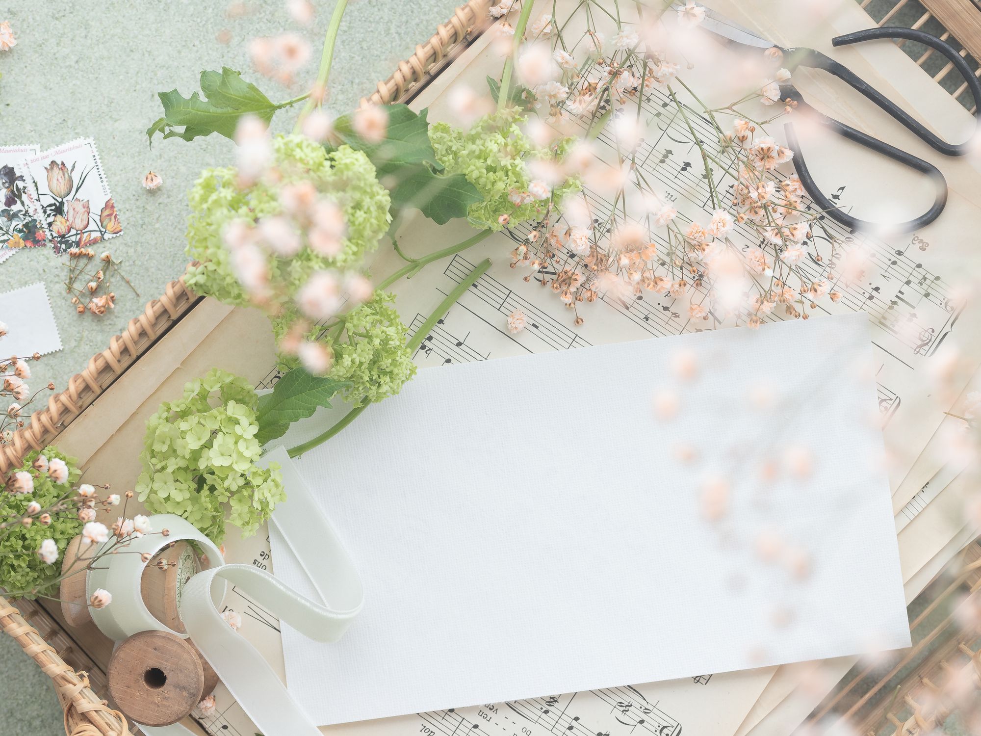 Packing Services in High Valleyfield, Scotland — professional packer wrapping fragile items in a box