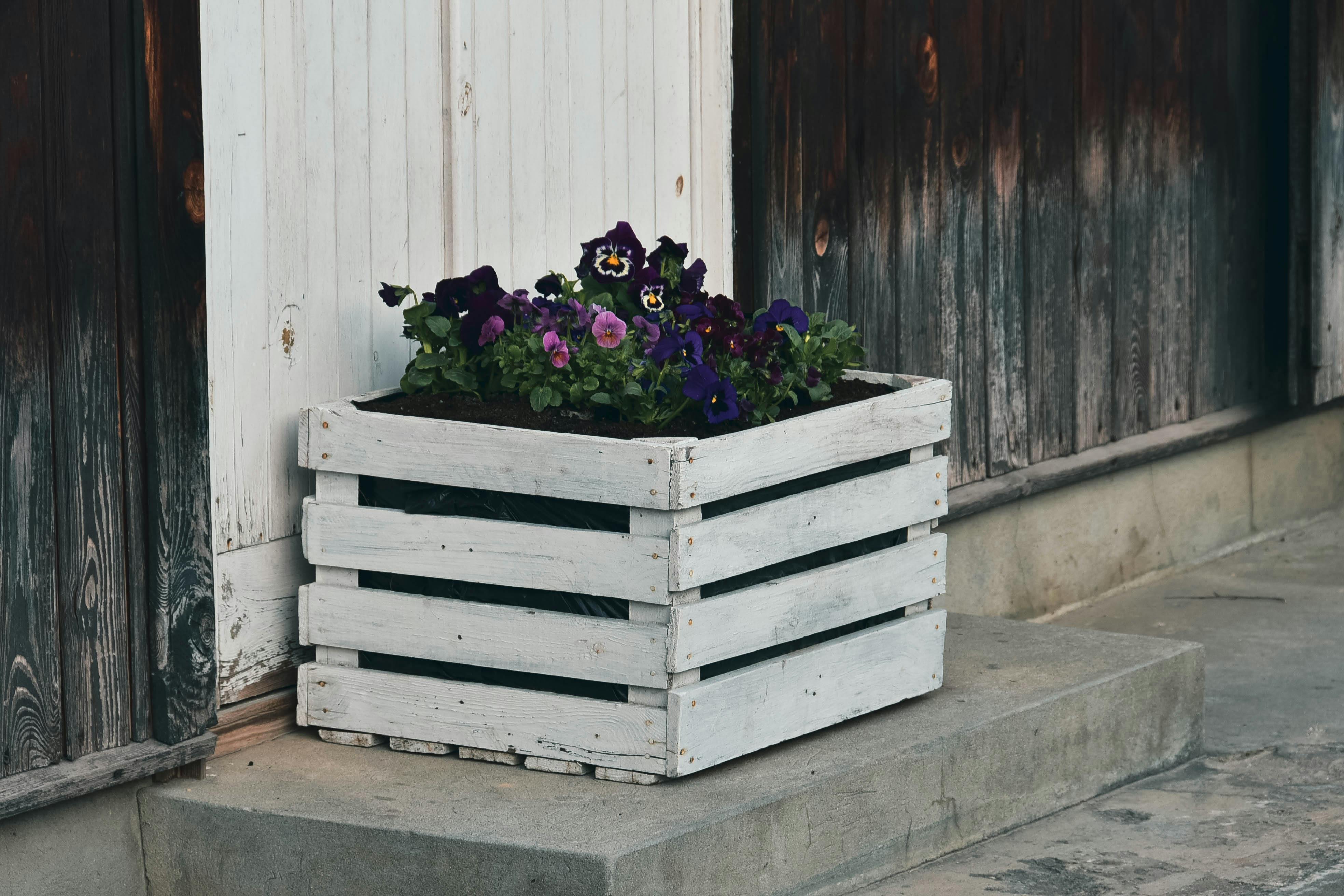 DIY Wooden Planter Box for Your Garden: A Comprehensive Guide - woodworking guide