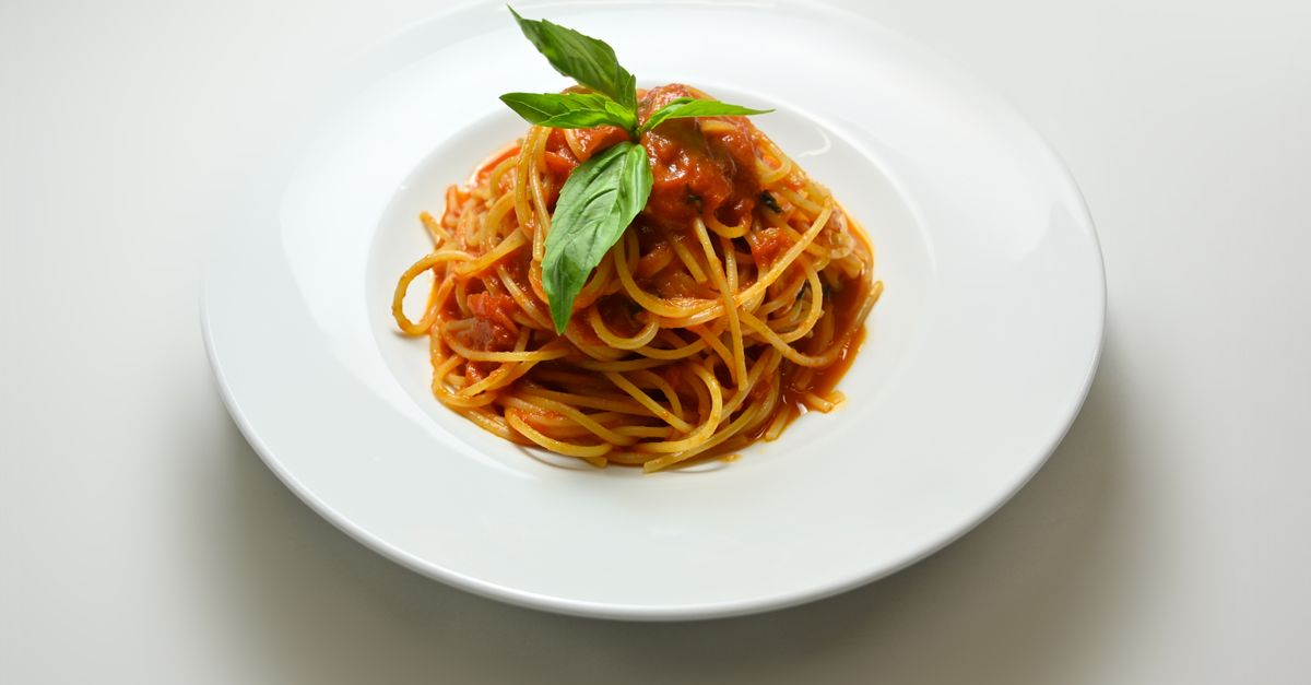 Why Your Homemade Pasta Sauce Lacks Depth (And The Simple Shifts That Deliver Restaurant-Quality Flavor)