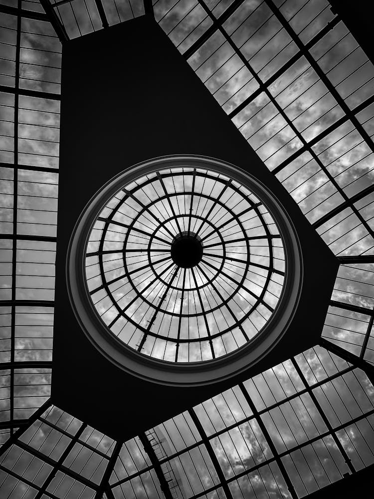 Grayscale Photo Of The Ceiling In The Corn Exchange Building In Manchester