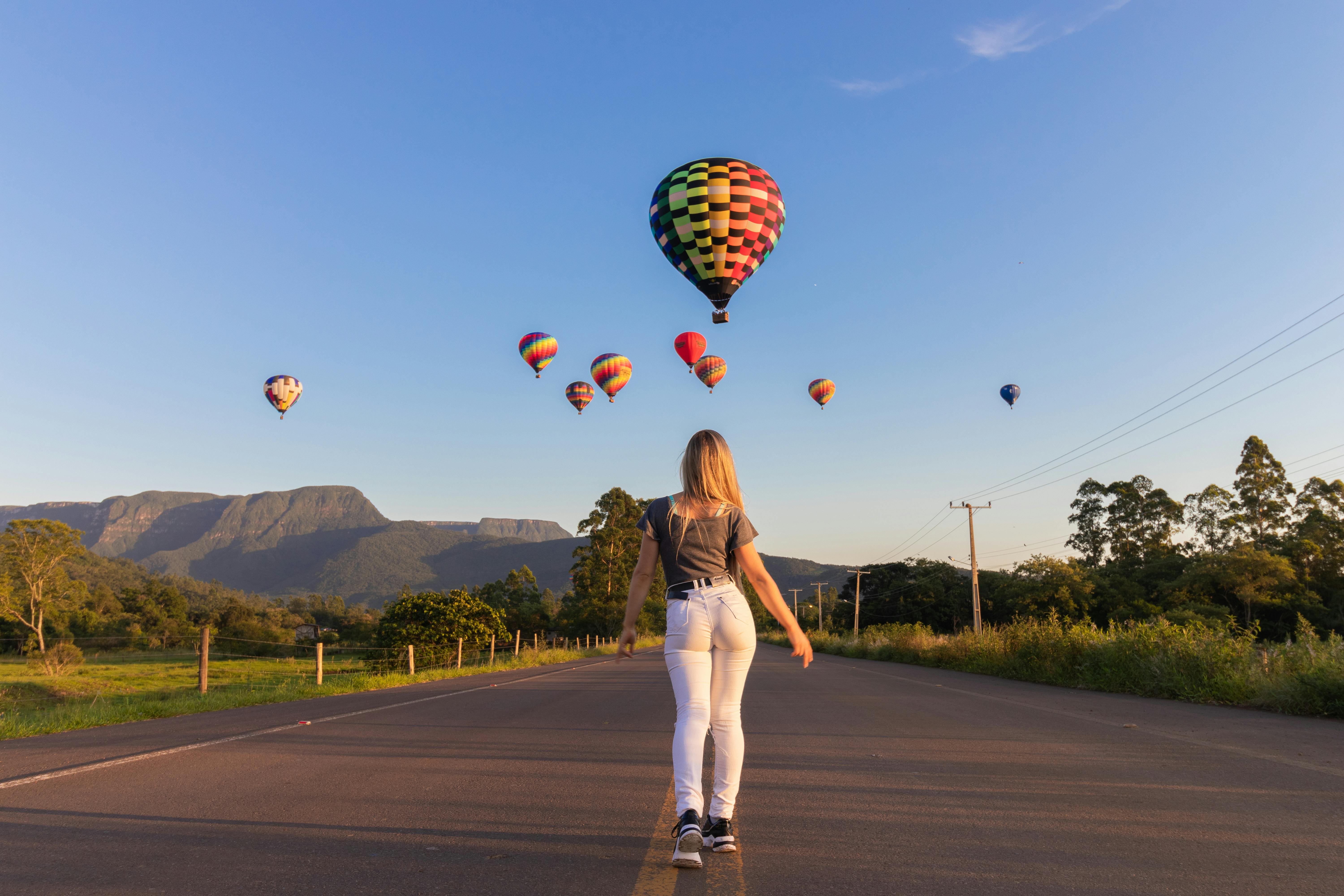 A Private Hot Air Balloon Ride in Dubai - Wanderlux