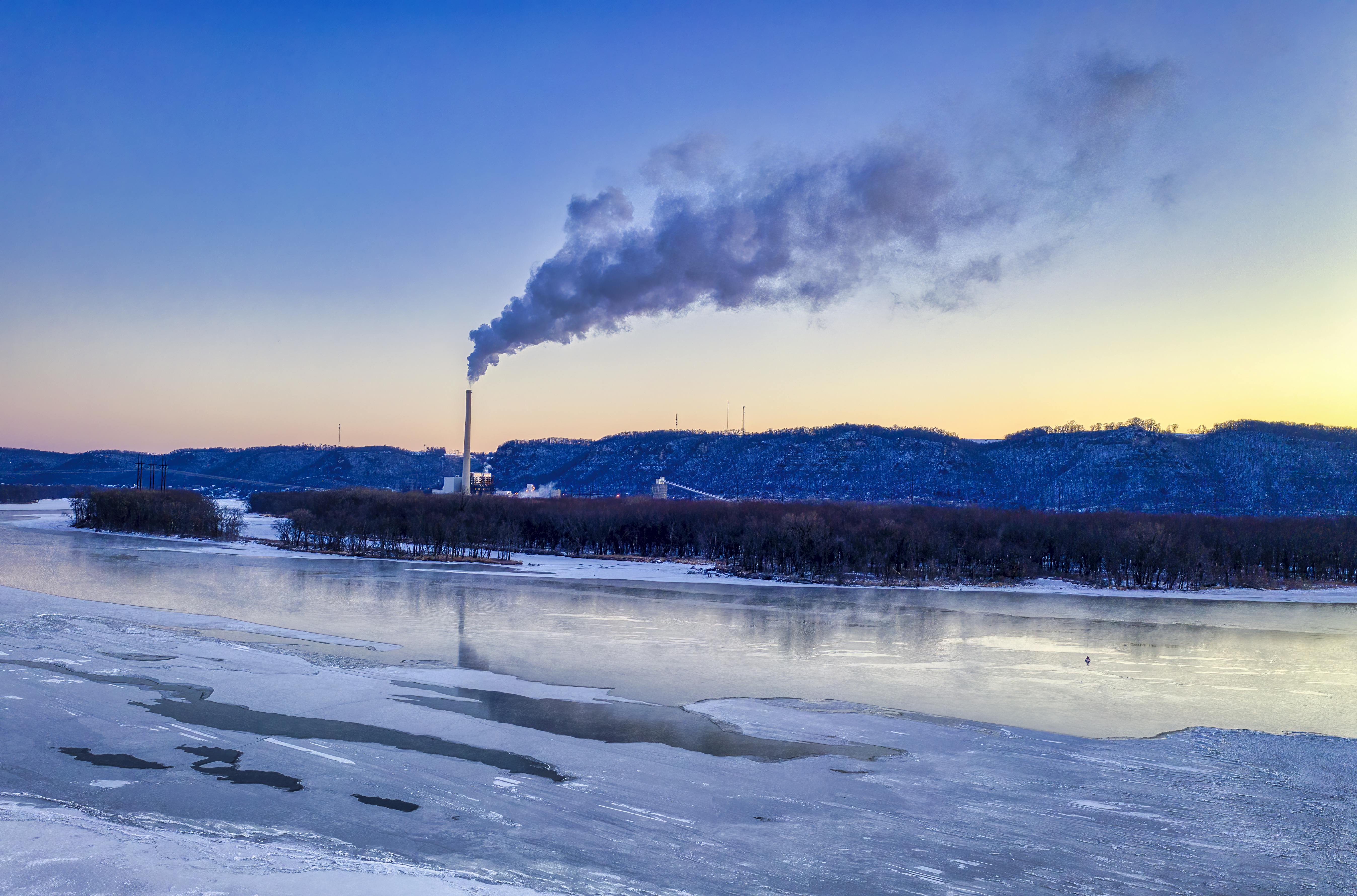 Toxic Spill in Mississippi River: Examining the 2026 Chemical Disaster and Its Lessons