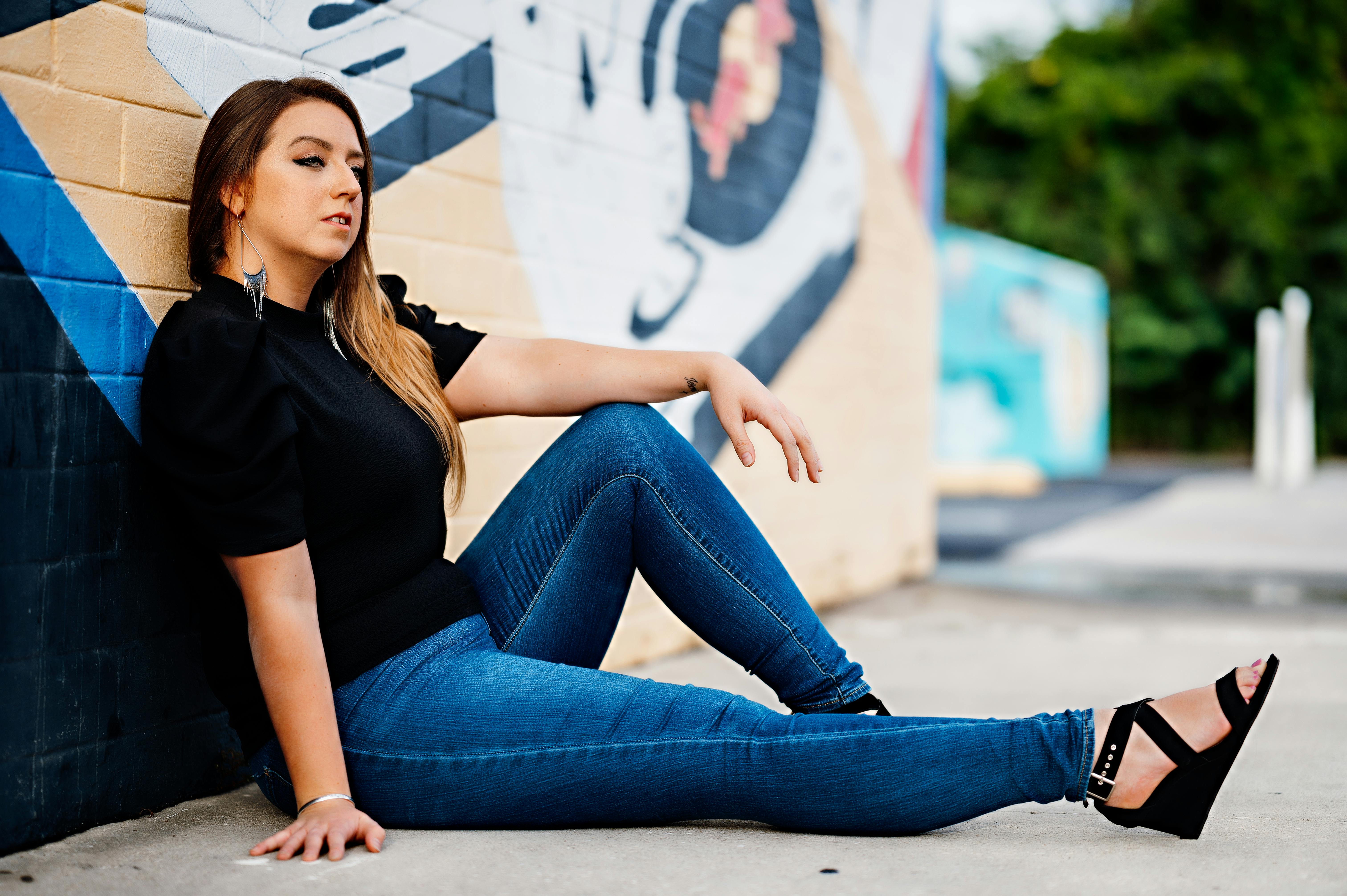 ‘Do you think I’m a cougar?’: five influencer couples on their age-gap relationships — Photo by Jose Vergara on Pexels