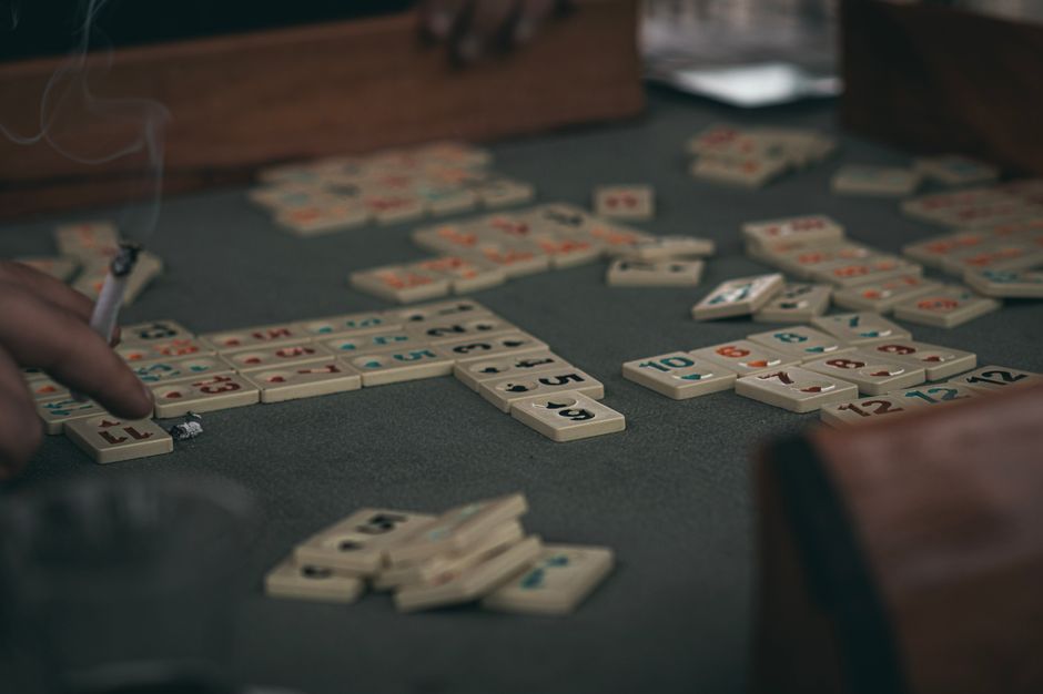 電波を切っても遊びきれるパズル — オフライン完結ゲーム5本を、通信オフで一週間試した
