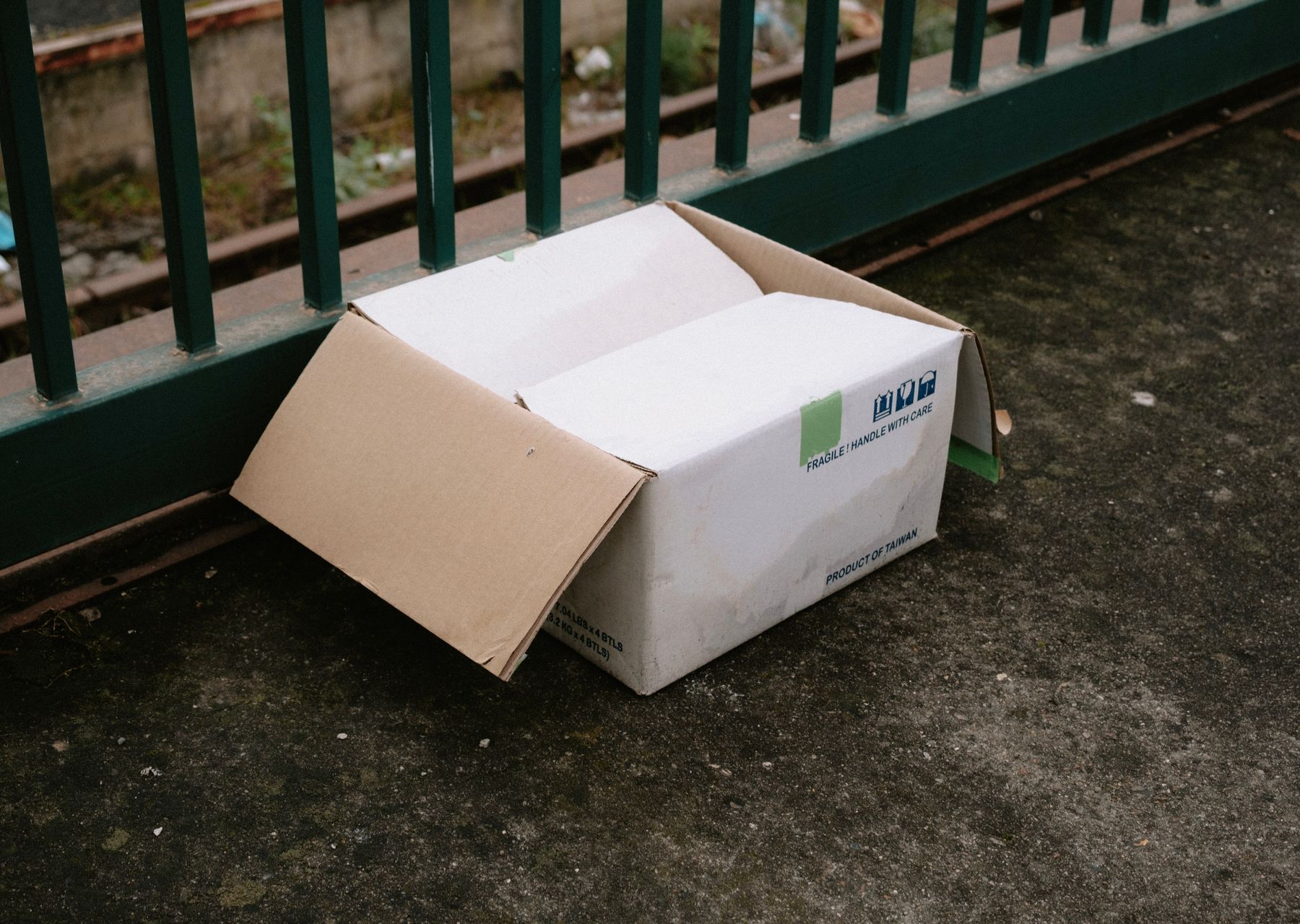Furniture wrapped and protected for packing services in Manea