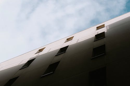 Foto profissional grátis de aparência, céu azul, construção