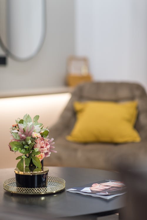Free Flowers in the living room Stock Photo