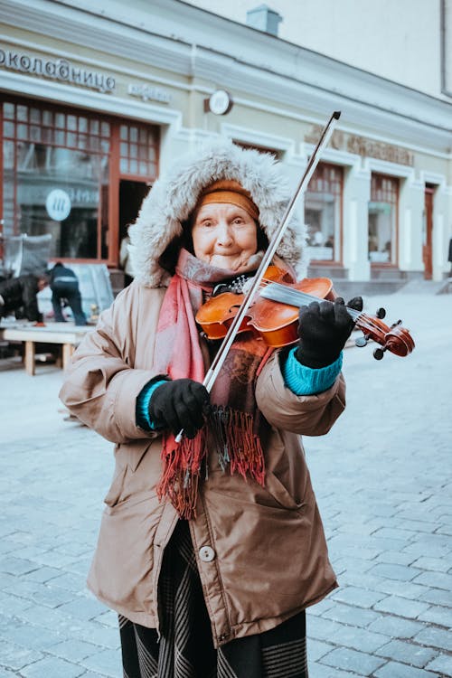 Δωρεάν στοκ φωτογραφιών με βιολί, γάντια, γέρος