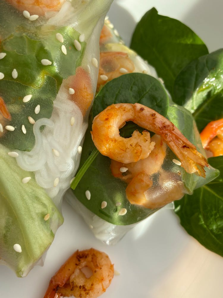 Vietnamese Spring Rolls With Shrimps