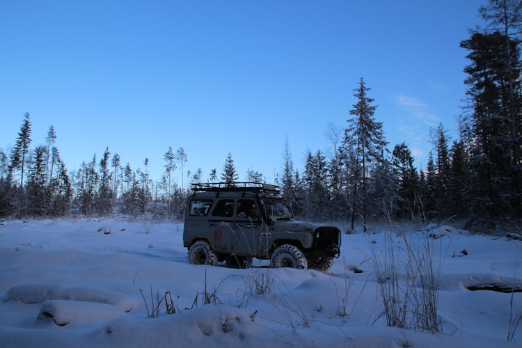 4x4 Car Driving On Snow