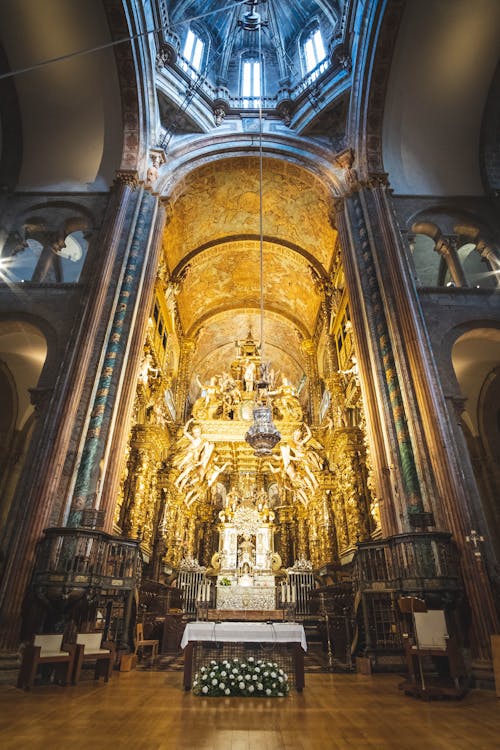 Kostenloses Stock Foto zu altar, architektur, bogen