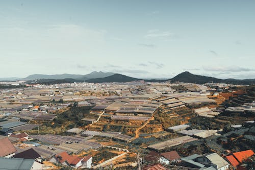 Dalat peaceful Sunday in the greenhouses valley 