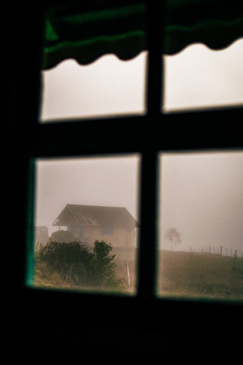 Бесплатное стоковое фото с дом, озеро, окно