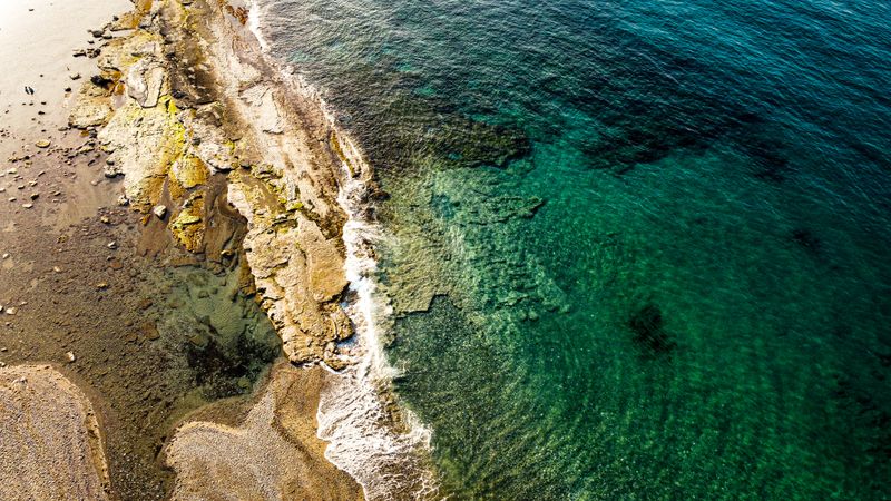 Harbour promenade, Sitia: Tavernas, the fortress and the evening walk