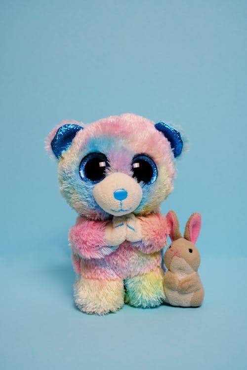 Gratis lagerfoto af bamse, blå baggrund, kanin Lagerfoto