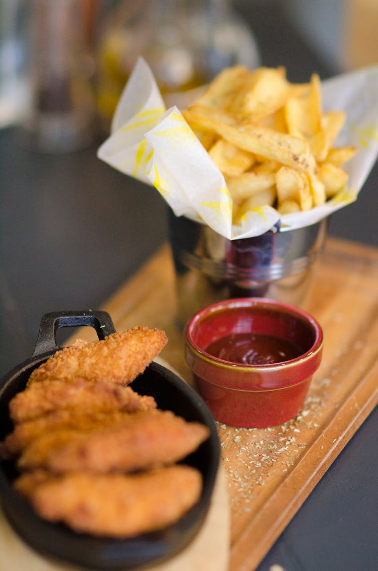 Chicken Fingers And Chips With Ketchup Dip