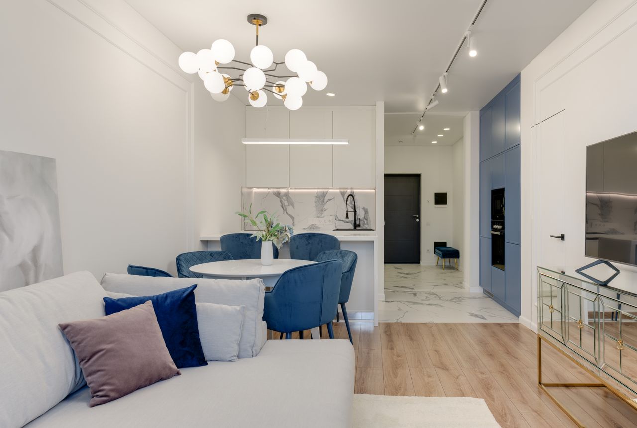 Flat & apartment removals Ashbury — removals work in progress