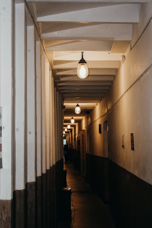 Gratis arkivbilde med gang, interiør, korridor