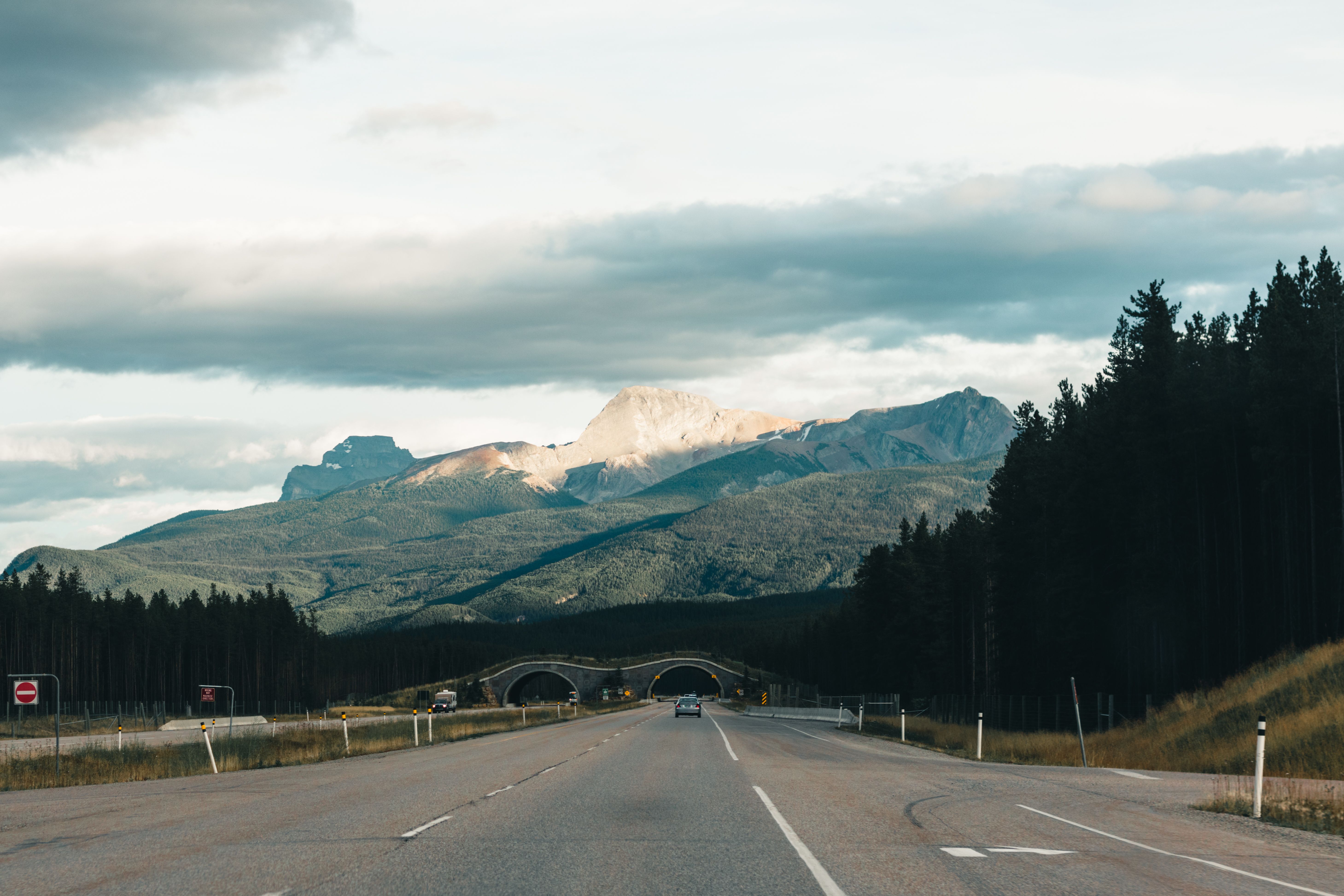 Ultimate Canada Road Trip Itinerary 2 Weeks: Explore the Great North