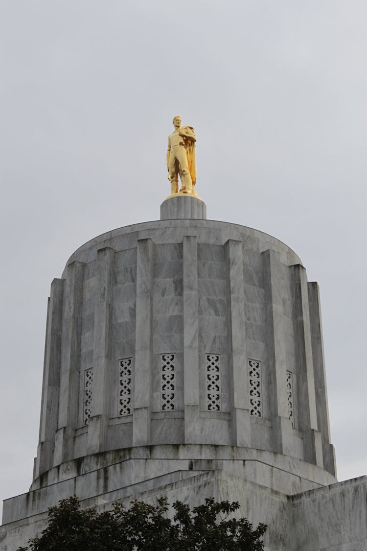 View Of The Oregon State Capitol