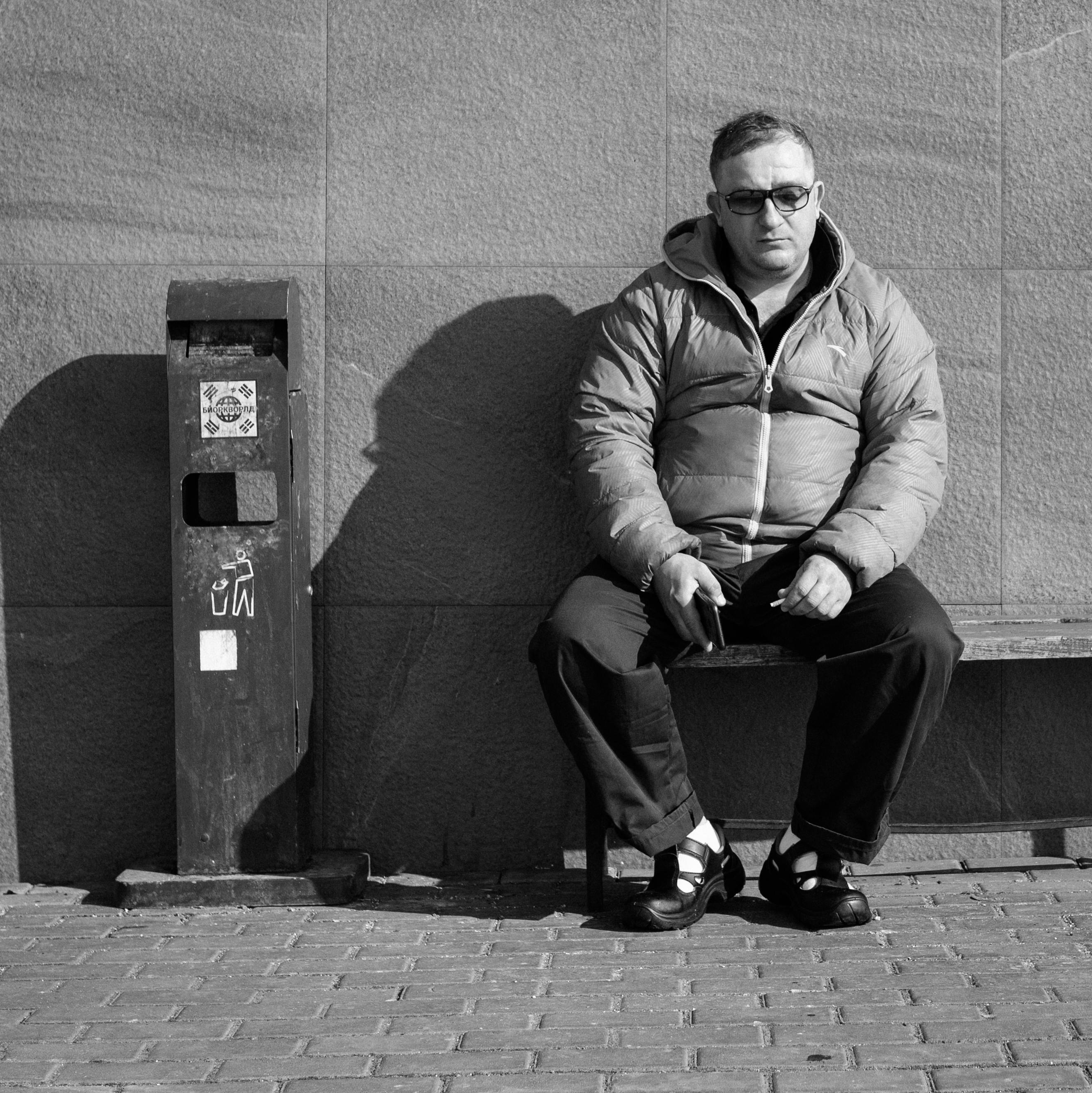 Cigarettes In The Bin Photos, Download The BEST Free Cigarettes In The