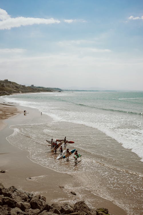 Darmowe zdjęcie z galerii z deska surfingowa, fala, morze