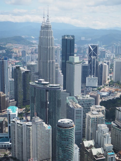 Free Petronas Twin Towers in Malaysia Stock Photo