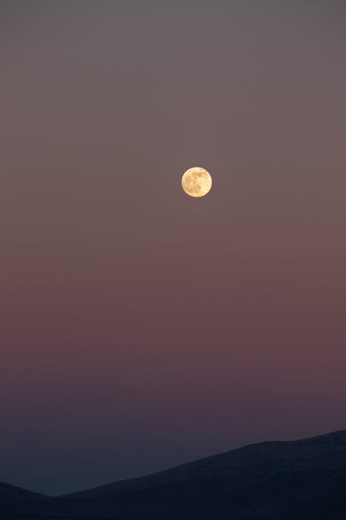 Foto profissional grátis de céu, lua, lua cheia