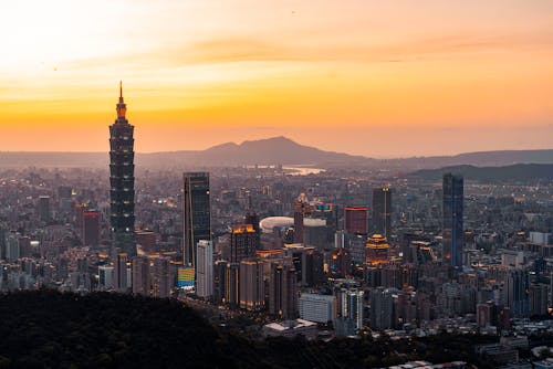 Beautiful Cityscape Of Taipei, Taiwan At Sunset