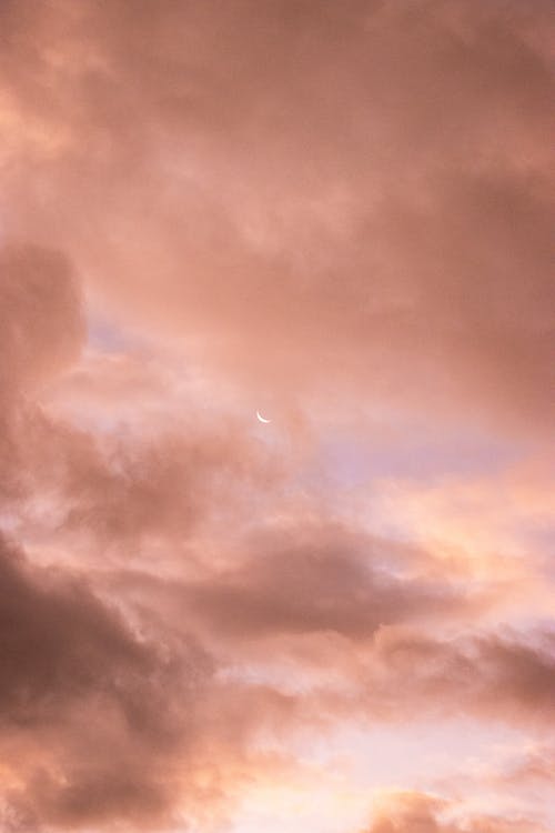 Δωρεάν στοκ φωτογραφιών με skyscape, κατακόρυφη λήψη, Μισοφέγγαρο