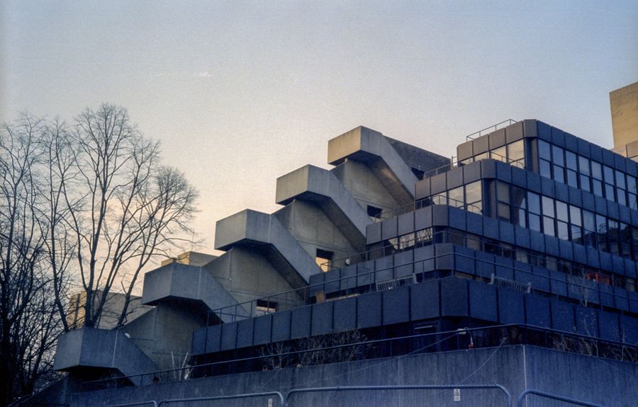 Brutalist concrete building at dusk — photo by Zechen Li on Pexels