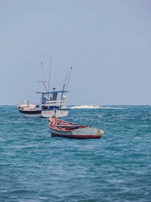 Δωρεάν στοκ φωτογραφιών με βάρκες, θάλασσα, κατακόρυφη λήψη