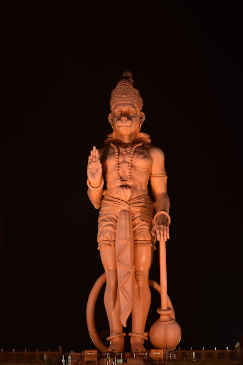 Free Hanuman Statue at the Chhatarpur Temple in New Delhi, India Stock Photo