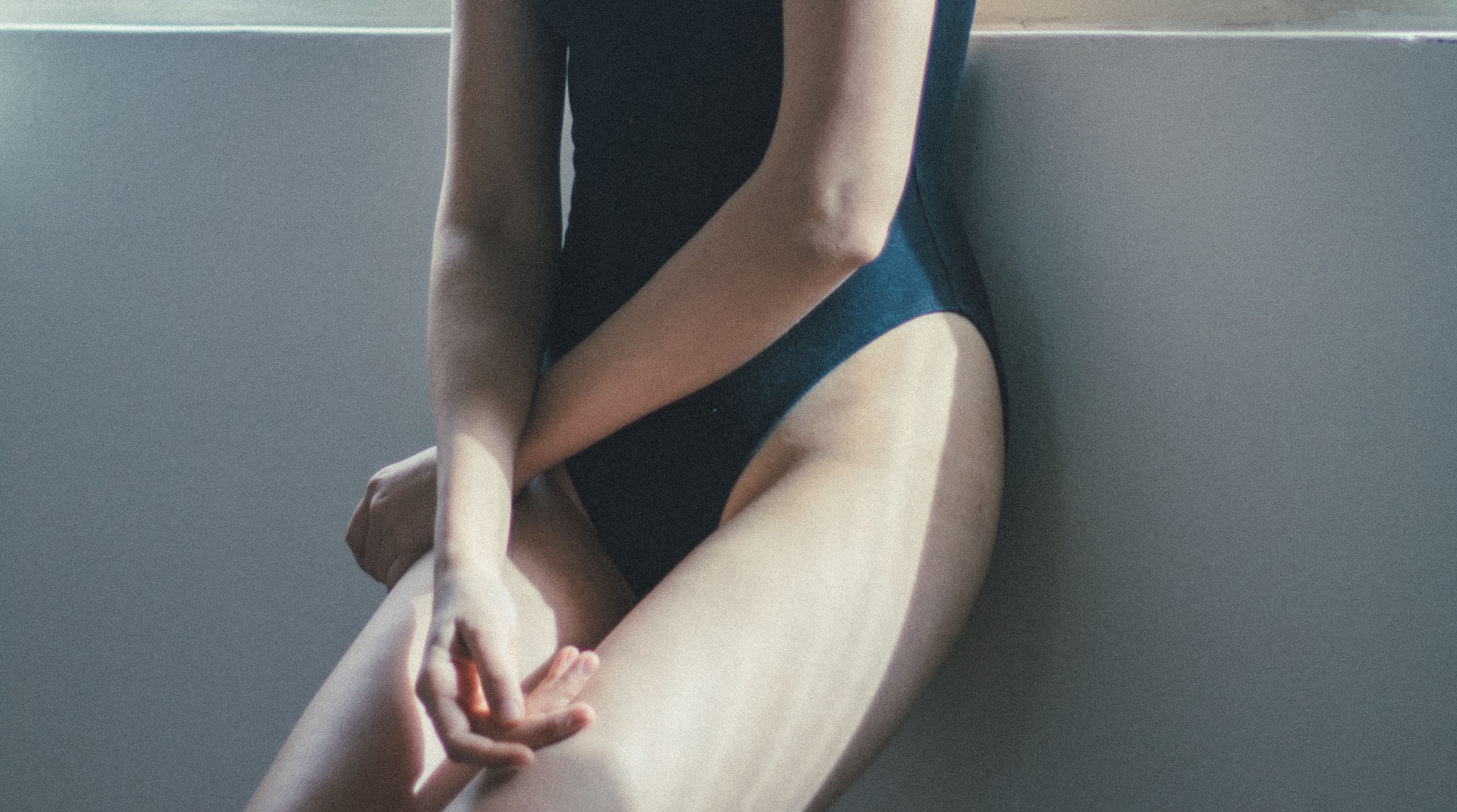 Free 傾いている, 女性, 手の無料の写真素材 Stock Photo