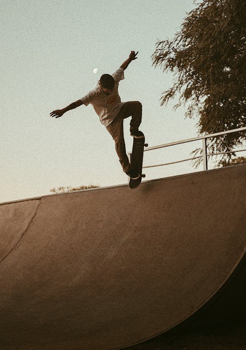 Free Photo of a Man Skateboarding Stock Photo