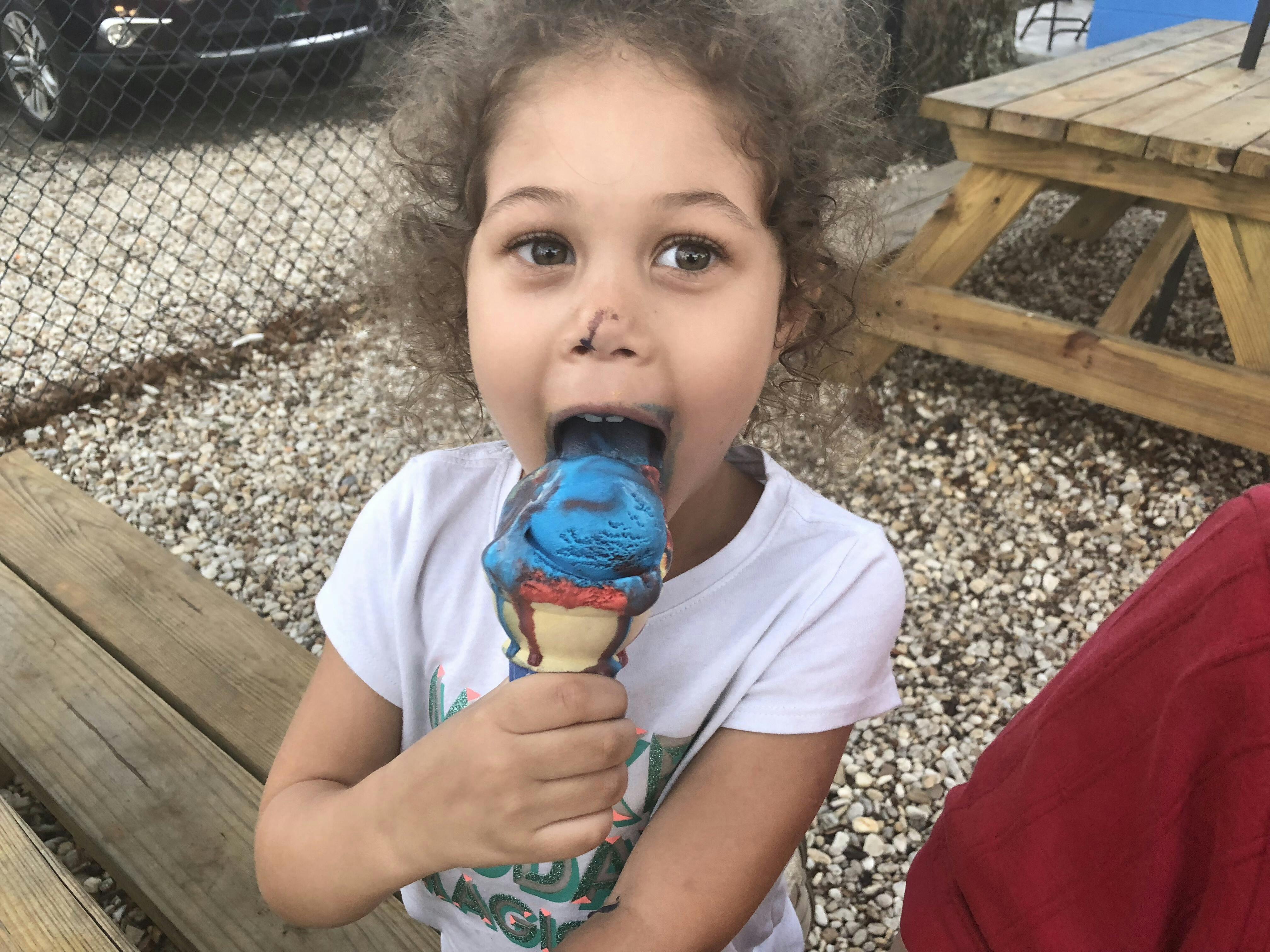 Free stock photo of child eating ice cream, happy child, ice cream