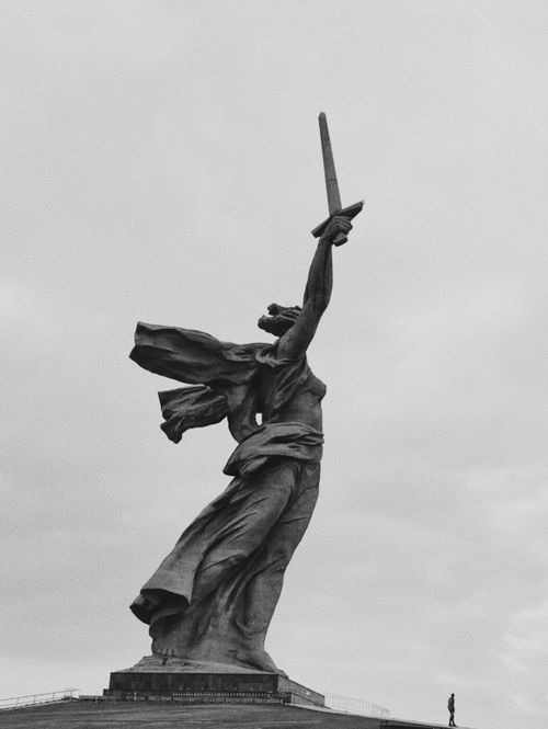 Free Striking portrayal of the iconic Motherland Calls statue in Volgograd, Russia. Stock Photo