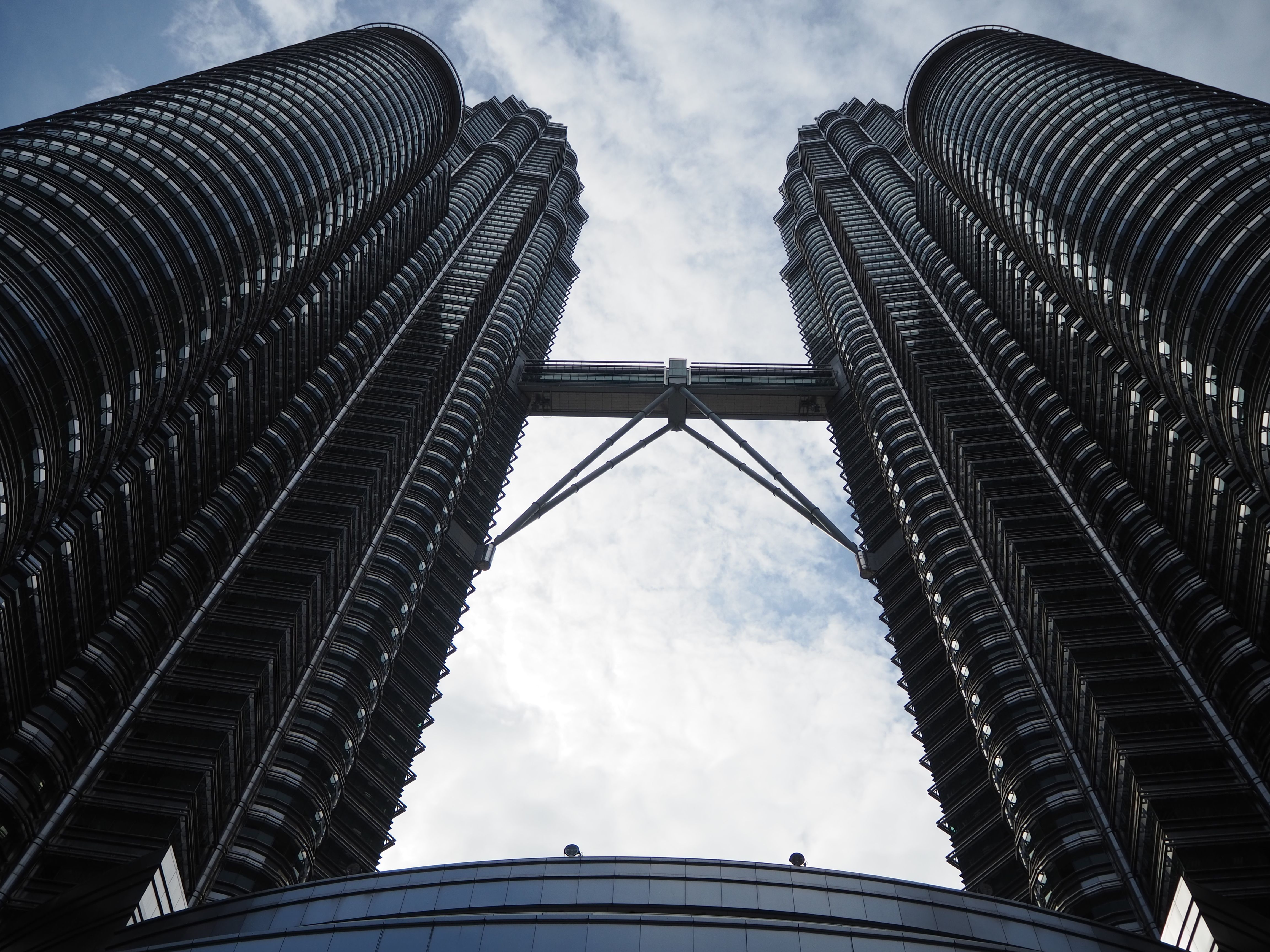 Kuala Lumpur Travel Guide: Where to Eat, Stay & Explore