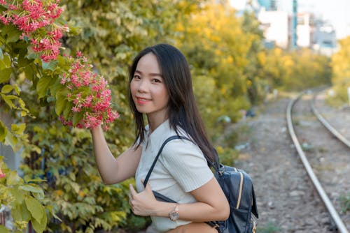 亞洲女人, 女人, 微笑 的 免费素材图片