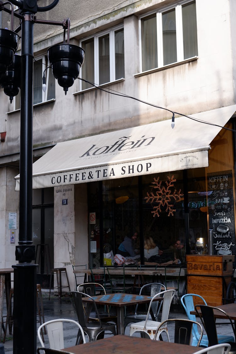 Coffee Shop With Outdoor Garden In Town