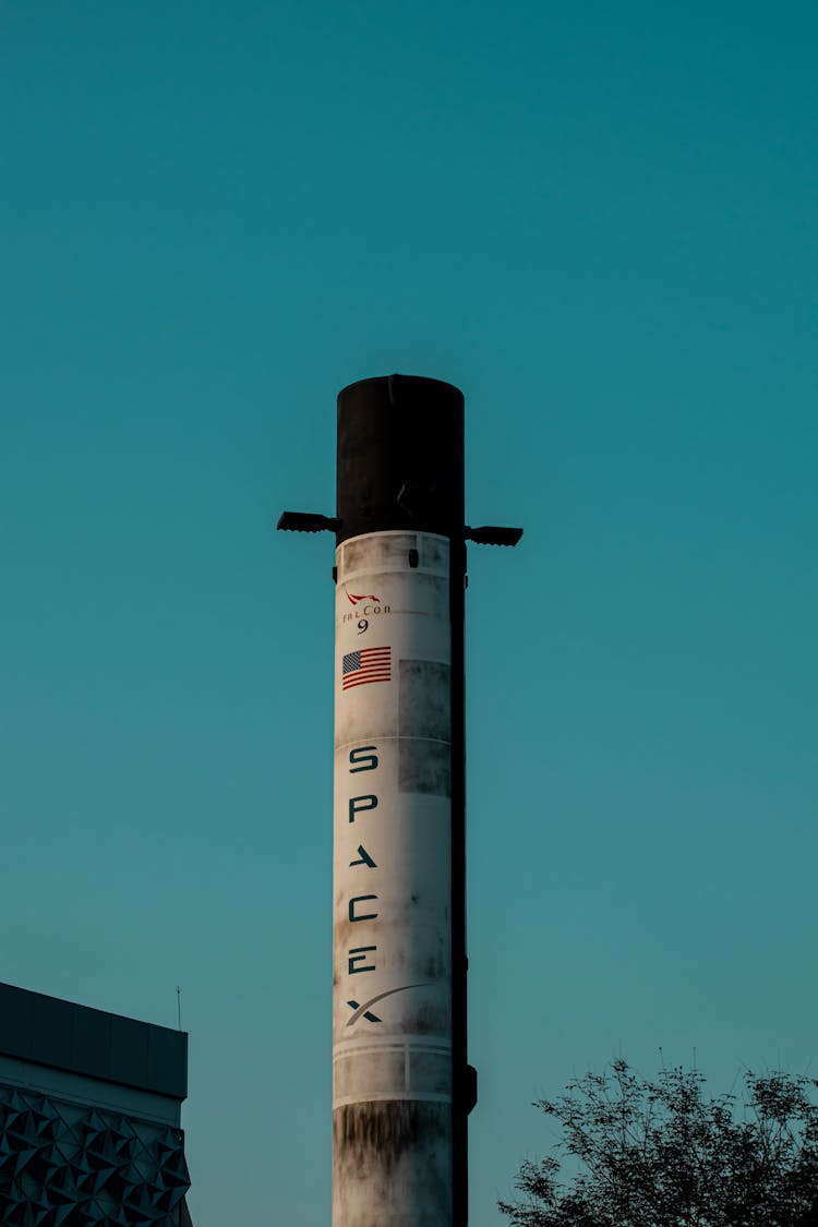 SpaceX Post Under Clear Blue Sky 